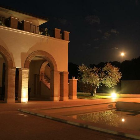 Residence Stella Del Gran Sasso Colledara Zewnętrze zdjęcie